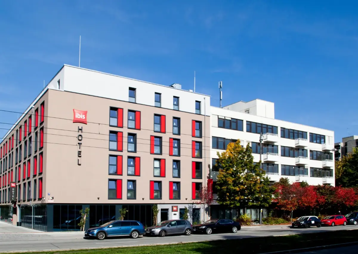 JFB Projekte - 1 Hotel Ibis München