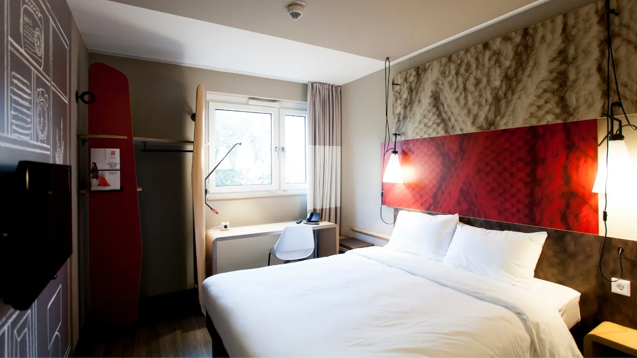 JFB Projekte - 6 Hotel Ibis München